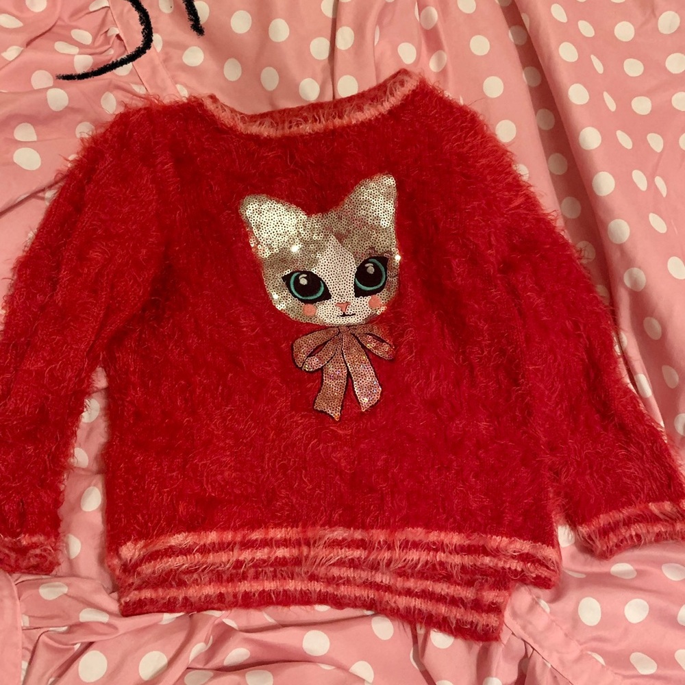 Super soft and cute girls sweater. EUC